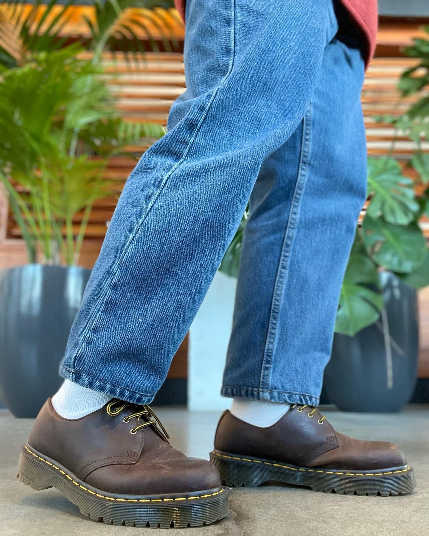 1461 Bex Crazy Horse Leather Oxford Shoes in Dark Brown | Dr. Martens™