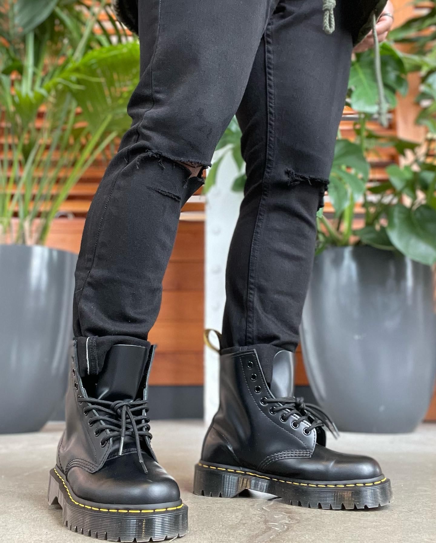 1460 Bex Smooth Leather Platform Boots in Black | Dr. Martens™