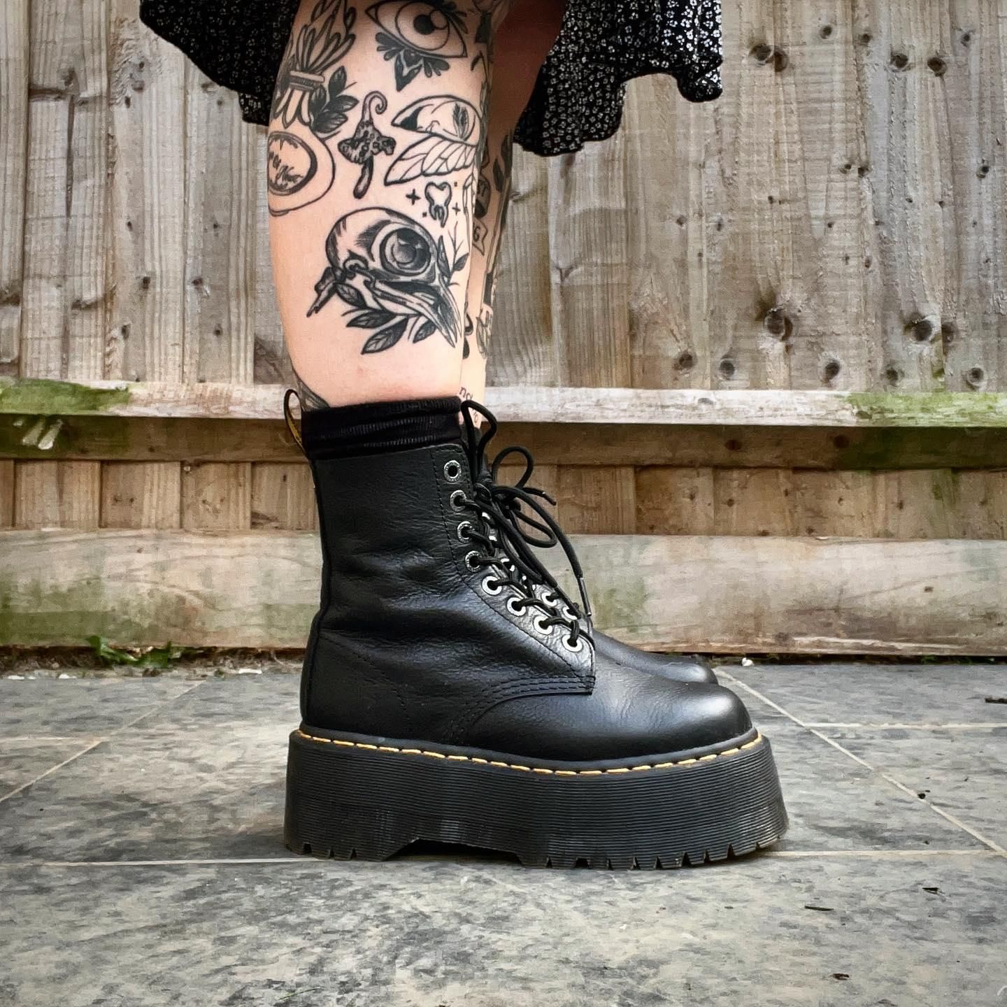 1460 Pascal Max Leather Platform Boots in Black | Dr. Martens™